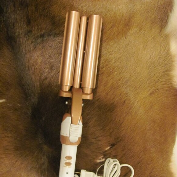 CONAIR DOUBLE CERAMIC TRIPLE BARREL WAVER NIB - Picture 5 of 15